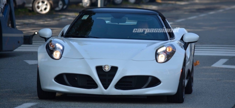 Kakav je to Alfa Romeo 4C Spider?